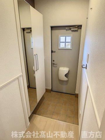 ニューメゾン感田Ｂの玄関