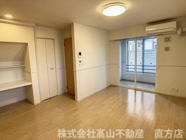 ニューメゾン感田Ｂの居間・リビング