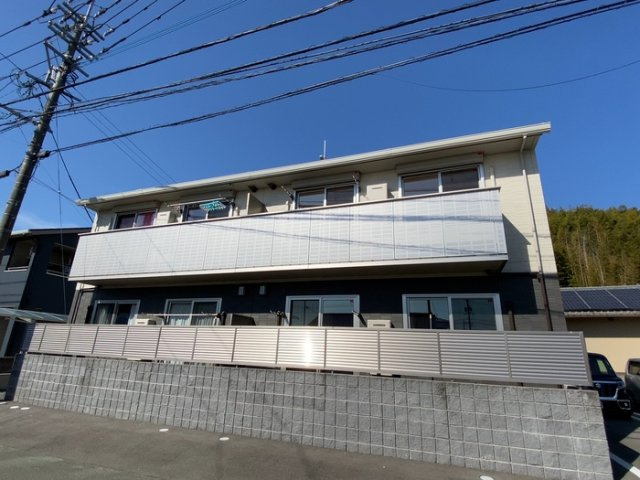 エストレージャ