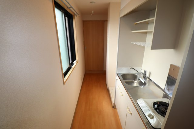 京都市山科区大宅中小路町の賃貸マンションの内装