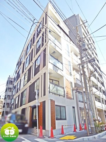 b'CASA新大橋の外観