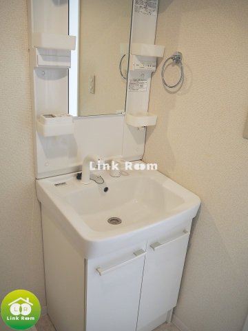 b'CASA新大橋の洗面所