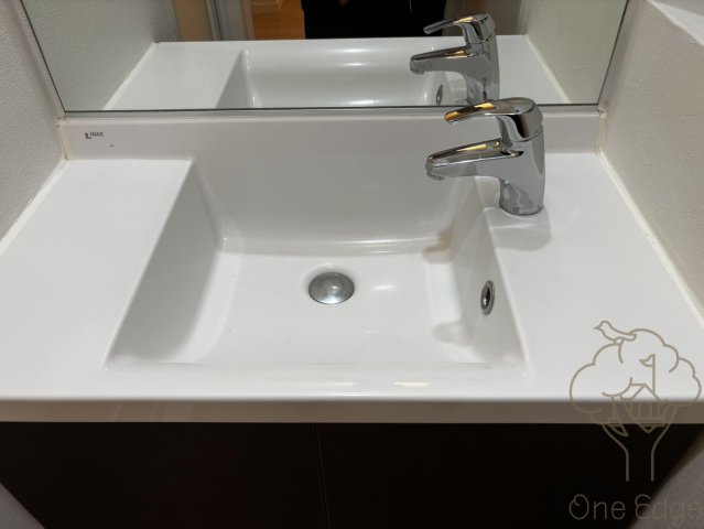 ヴェヌスタ同心の独立洗面台