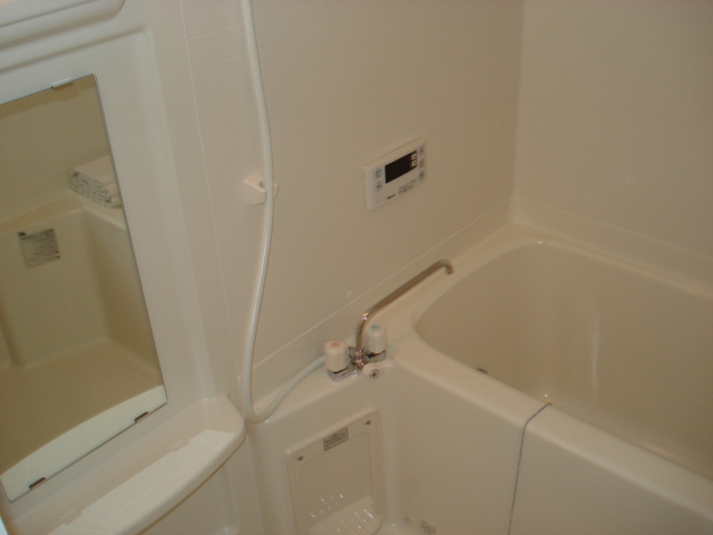 ソアヴィータの浴室|洋室