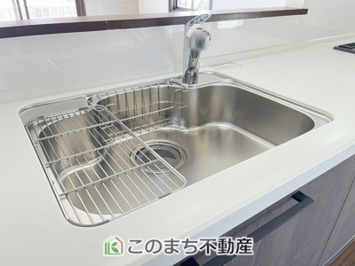 【キッチン】 | KEM結城市結城1期 | 毎日使うキッチン周りが綺麗で清潔に保たれていると、お料理を作るのも楽しくなりますよね♪
