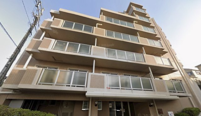 ライフヒルズ富雄