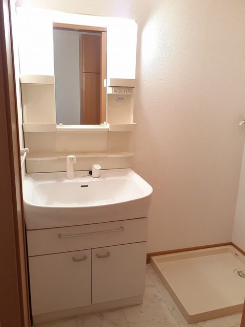 メゾンまえはたⅡの洗面所