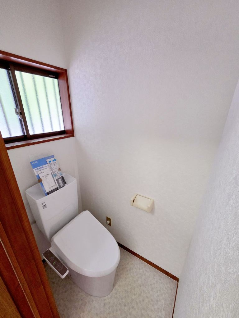 市原市栢橋戸建てのトイレ