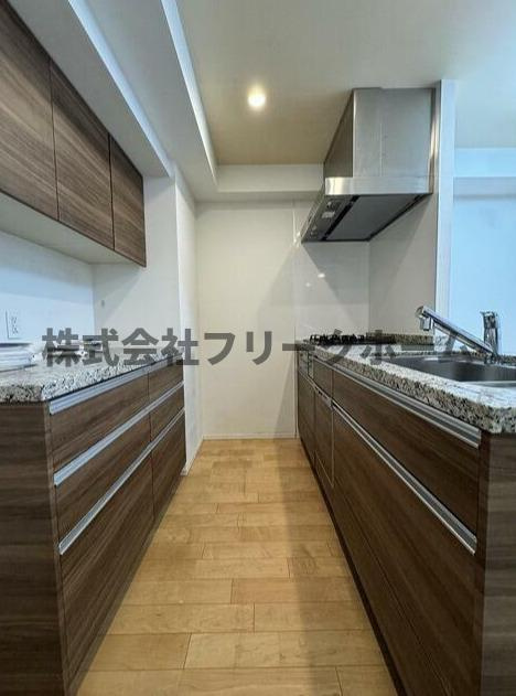 三鷹市下連雀２丁目の賃貸マンションのキッチン