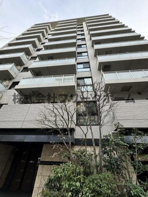 三鷹市下連雀２丁目の賃貸マンションの外観