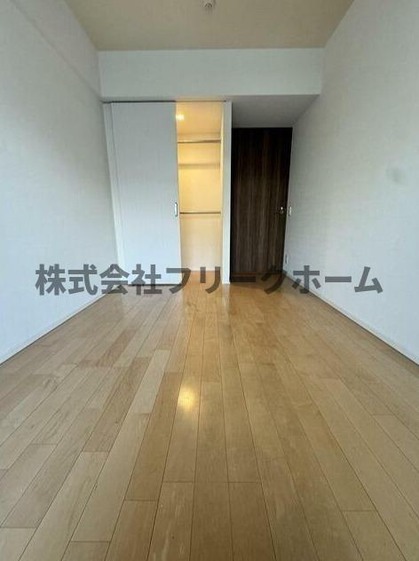 三鷹市下連雀２丁目の賃貸マンションの寝室