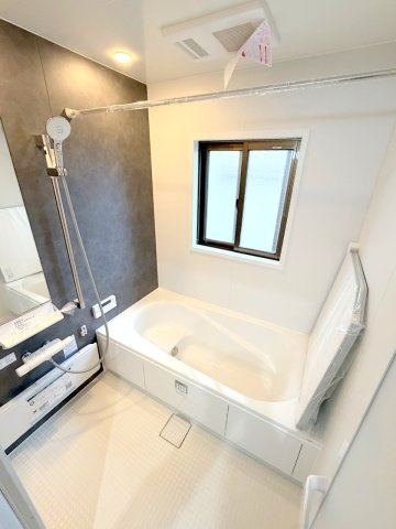 昭島市田中町1丁目　中古戸建の浴室