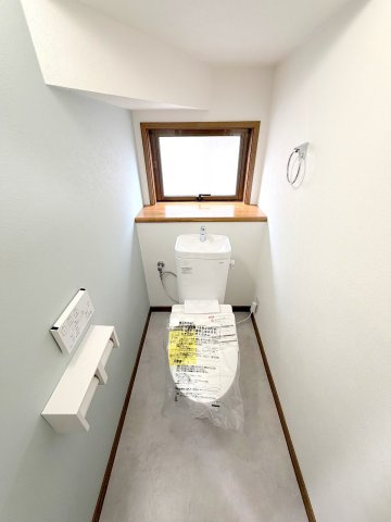 昭島市田中町1丁目　中古戸建のトイレ