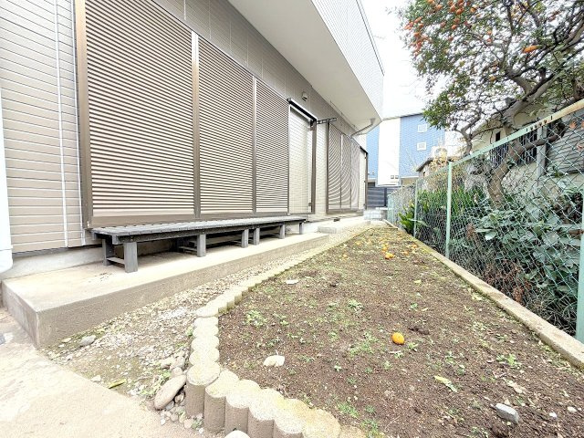 昭島市田中町1丁目　中古戸建の庭
