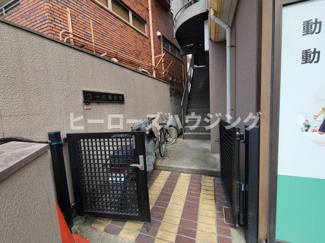 【エントランス】 | コーポ桜の町