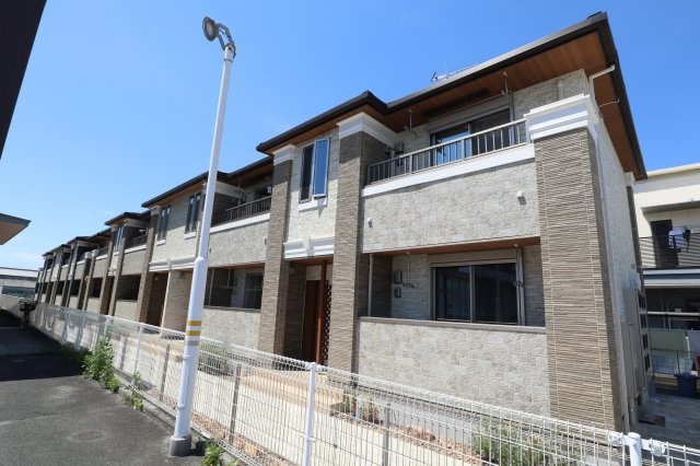 磯城郡田原本町大字十六面のアパート