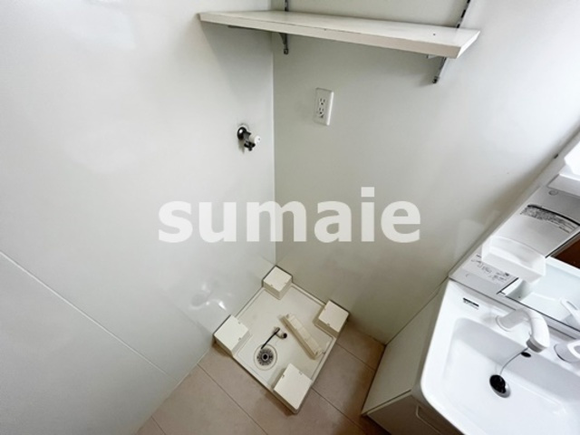 フォレストテラス大宮の洗面所|洗濯機置き場です。