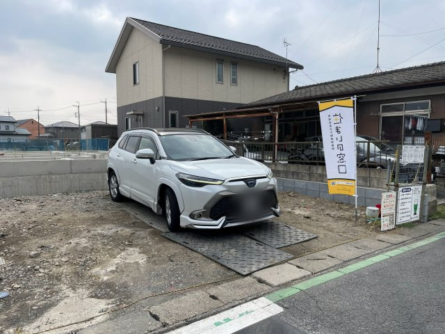 新築戸建・新築建売　足利市大前町第2　山前小学校・西中学校の駐車場|建物の前面に駐車場並列3台分確保！（車種による）