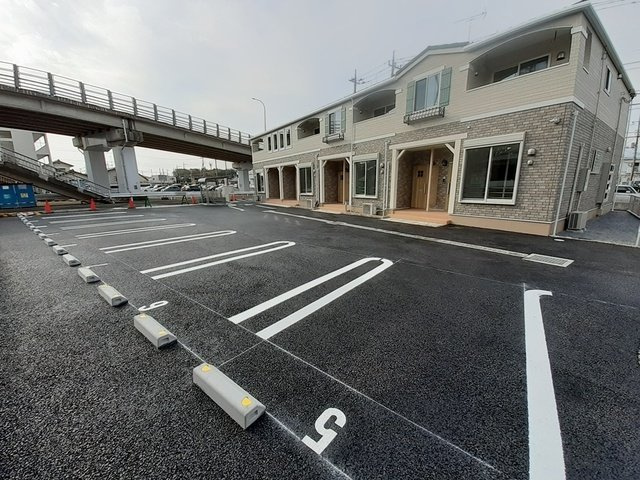 サン　ポポラの駐車場|駐車場