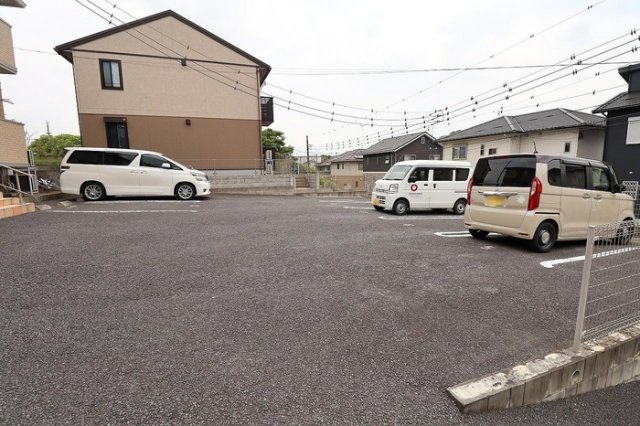 サンモールの駐車場|駐車場