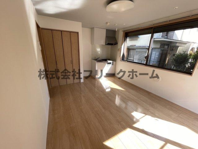 三鷹市牟礼３丁目のアパートの寝室