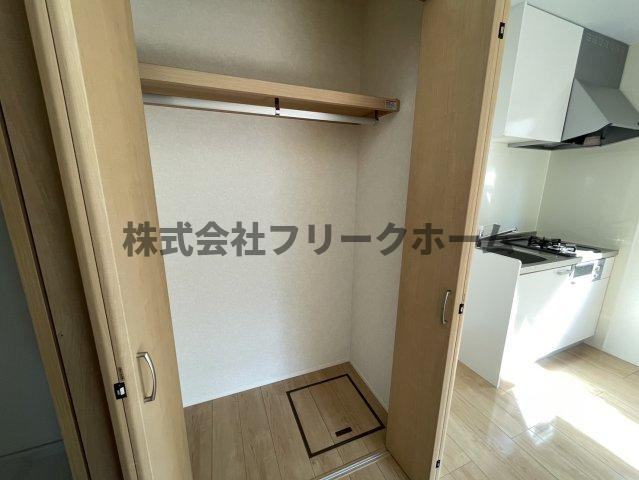三鷹市牟礼３丁目のアパートの収納