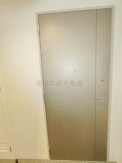 リヴシティ蒲田イーストの玄関