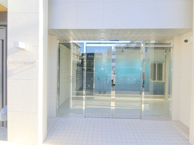 リヴシティ蒲田イーストのエントランス