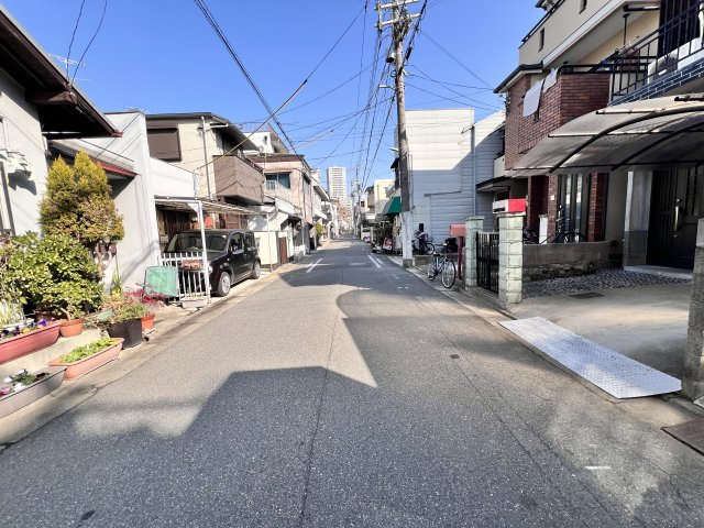 守口市祝町 建物付土地の前面道路含む現地写真