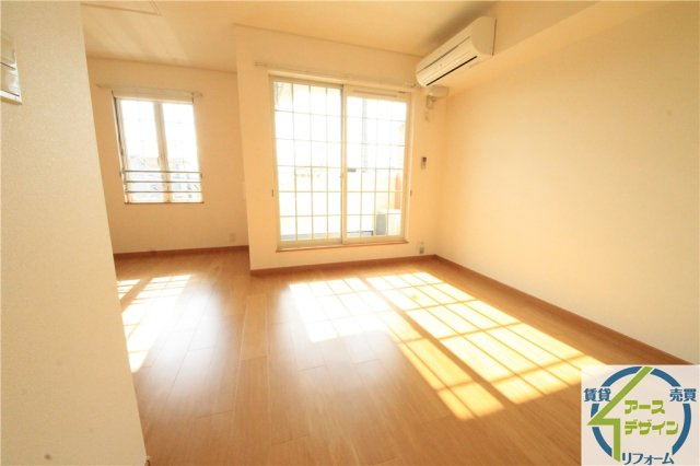 ソレイユ丸塚の居間・リビング|※類似部屋