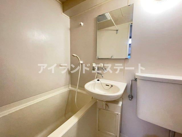 エランドール下馬　角部屋　陽当たり良好　の浴室