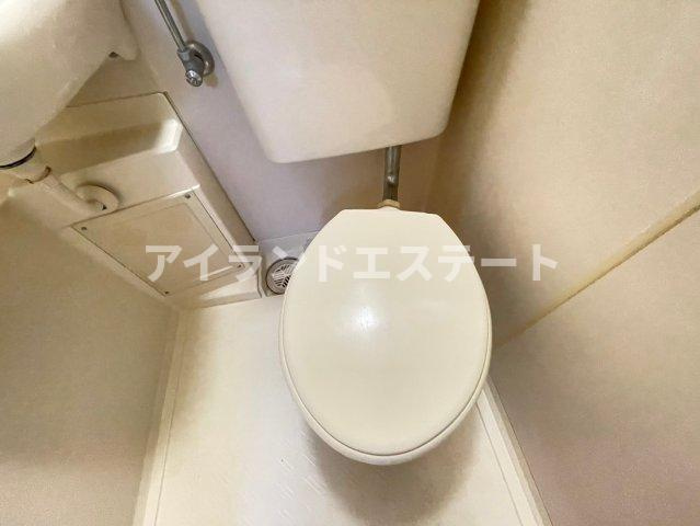 エランドール下馬　角部屋　陽当たり良好　のトイレ