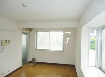 【居間・リビング】 | ＤＵＯＭＯ山王 | 洋室のお部屋です。