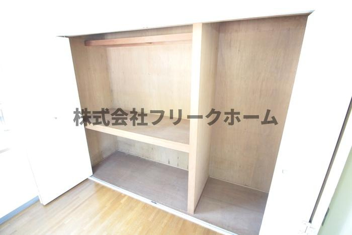 武蔵野市境南町２丁目の賃貸マンションの収納|別号室参考写真になります。