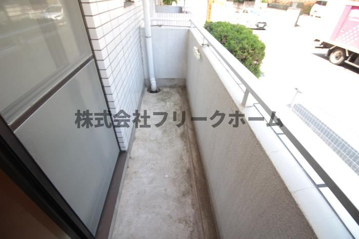 武蔵野市境南町２丁目の賃貸マンションのバルコニー