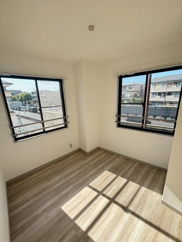 春日マンション の寝室