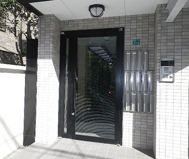 エレンシアのエントランス