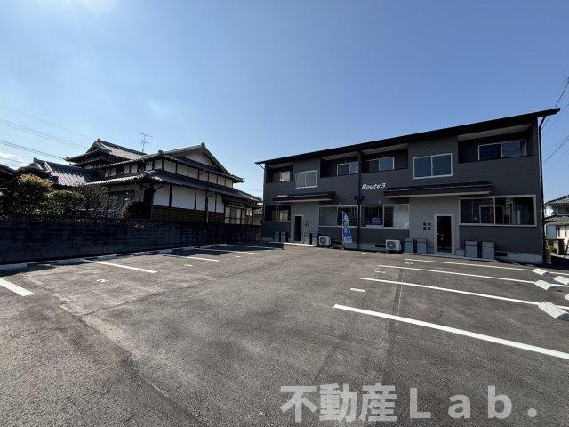 Route3の駐車場