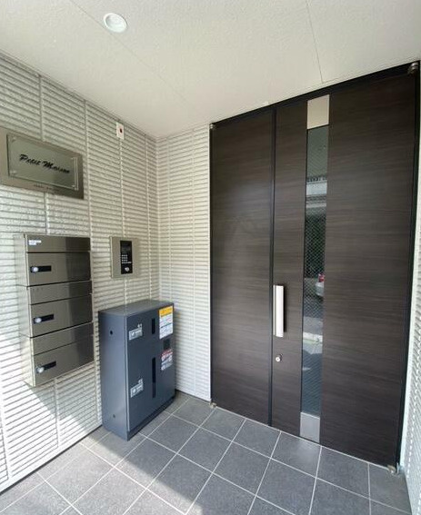 【エントランス】