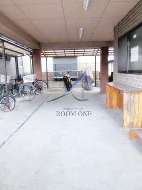 シリウスアヤセⅡのその他共用部分|駐輪場です。