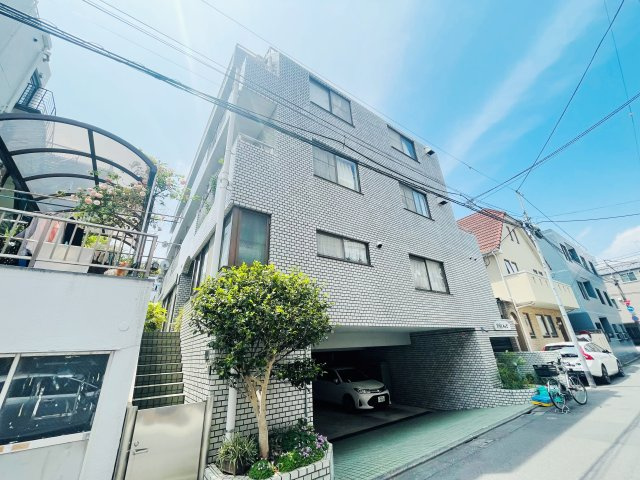 立山ハイツの外観