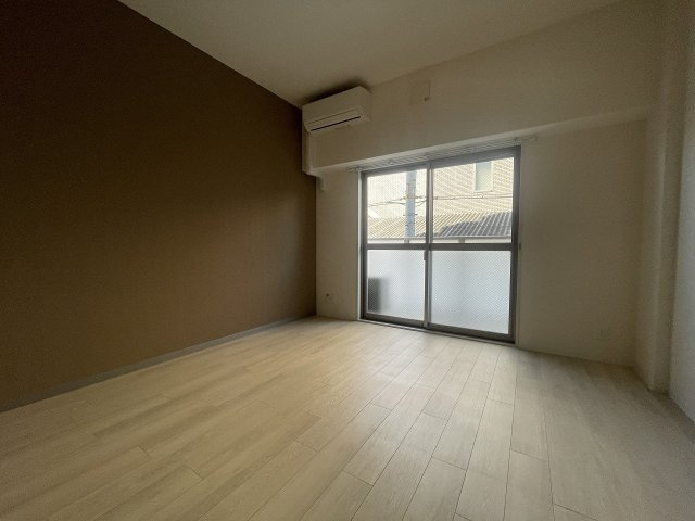 レユシール塚本の居間・リビング