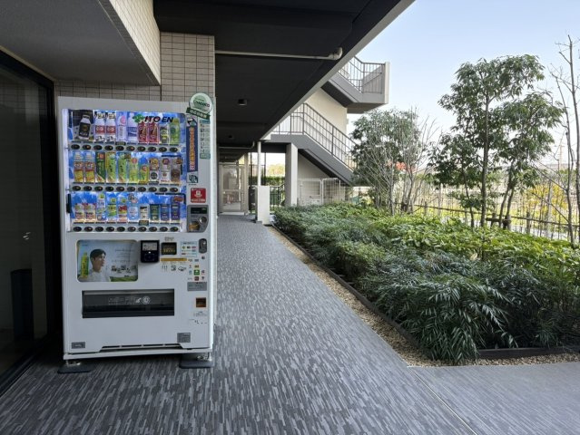 ハイムスイート朝霞のその他共用部分|共用部・敷地内自動販売機