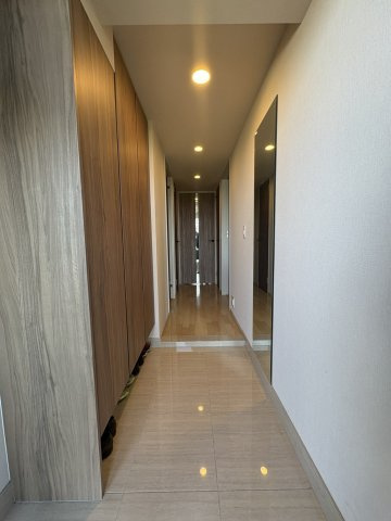 ハイムスイート朝霞の内装|廊下