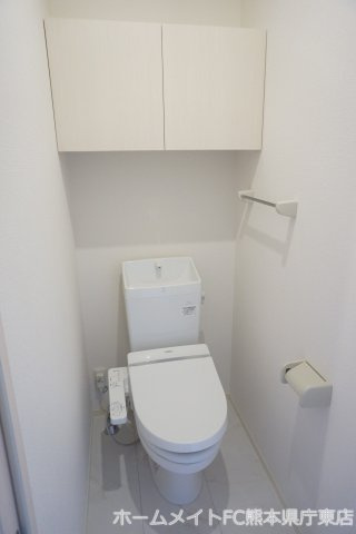 上益城郡益城町大字広崎のアパートのトイレ