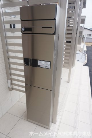 上益城郡益城町大字広崎のアパートのエントランス