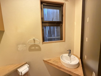 【トイレ】 | 小山元町 戸建 | １階トイレ内洗面