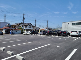 【駐車場】