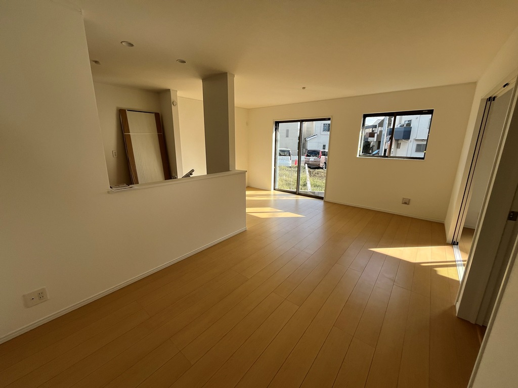 相模原市南区上鶴間本町９丁目　新築全12棟の居間・リビング