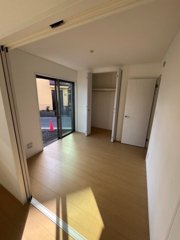 相模原市南区上鶴間本町９丁目　新築全12棟の居間・リビング